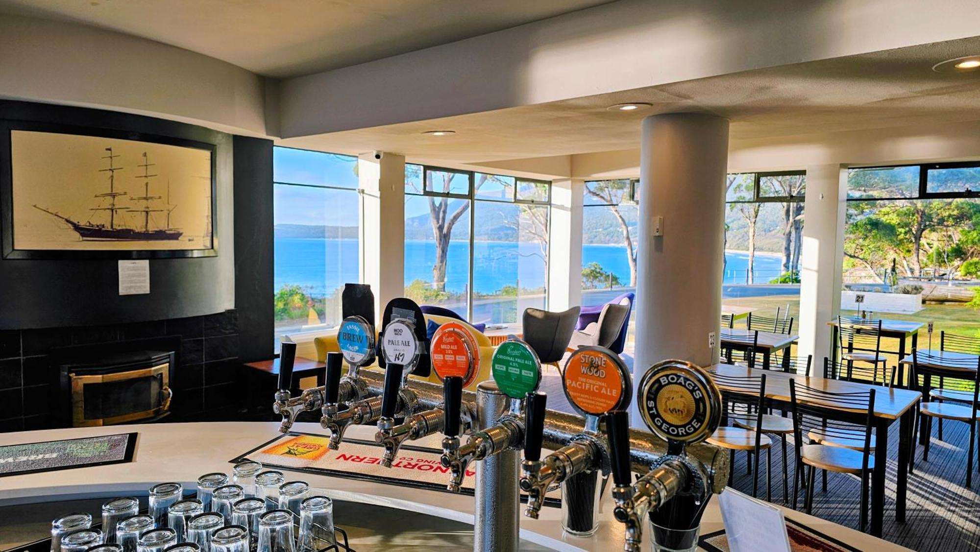 Lufra Beachside Hotel Иглхок-Нек Экстерьер фото